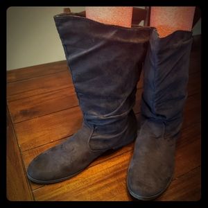 Black suede mid-rise boots size 10
